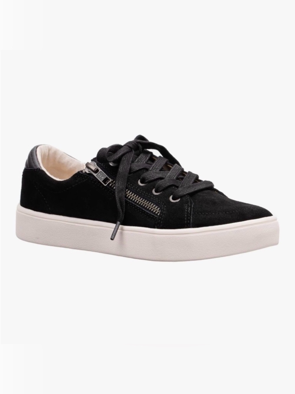 Revitalign Womens Wrigley Low Top Black Suede Sneakers Size 12B
